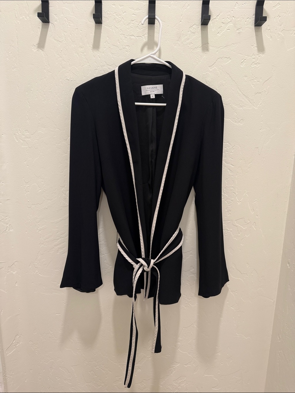 La Ligne Black Contrast Piping Belted Smoking Jacket Blazer Size 6